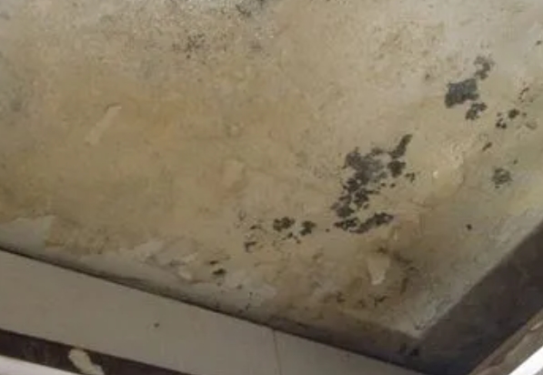 清苑阳台漏水维修公司分享下清苑卫生间渗水维修需要注意哪些问题。